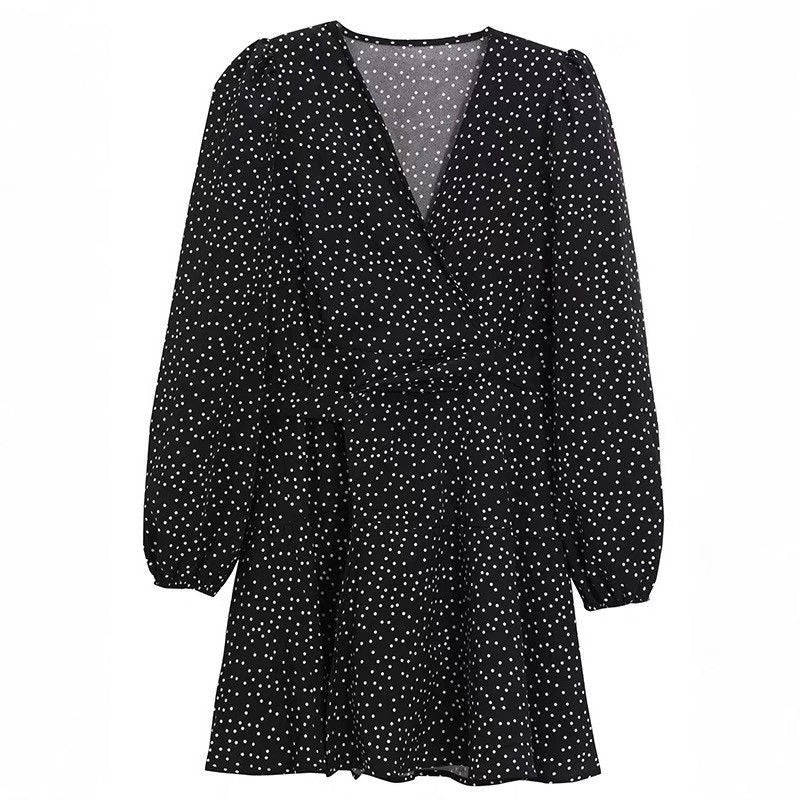 Women's Black Temperament Midi Dress