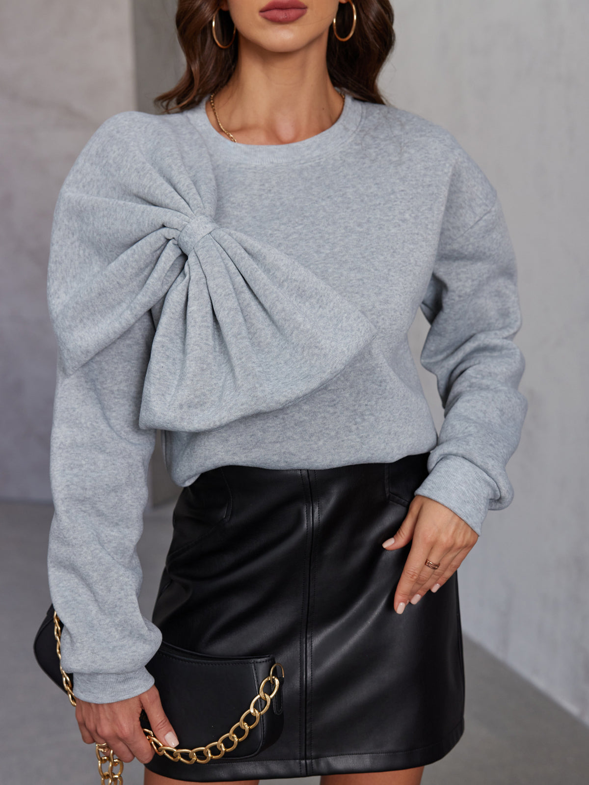 Loose Slimming Bow Long Sleeve Sweater